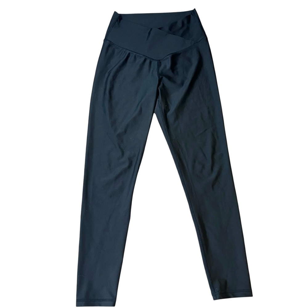 OFFLINE By Aerie Real Me High Waisted Crossover Leggings in Medium - Picture 2 of 5